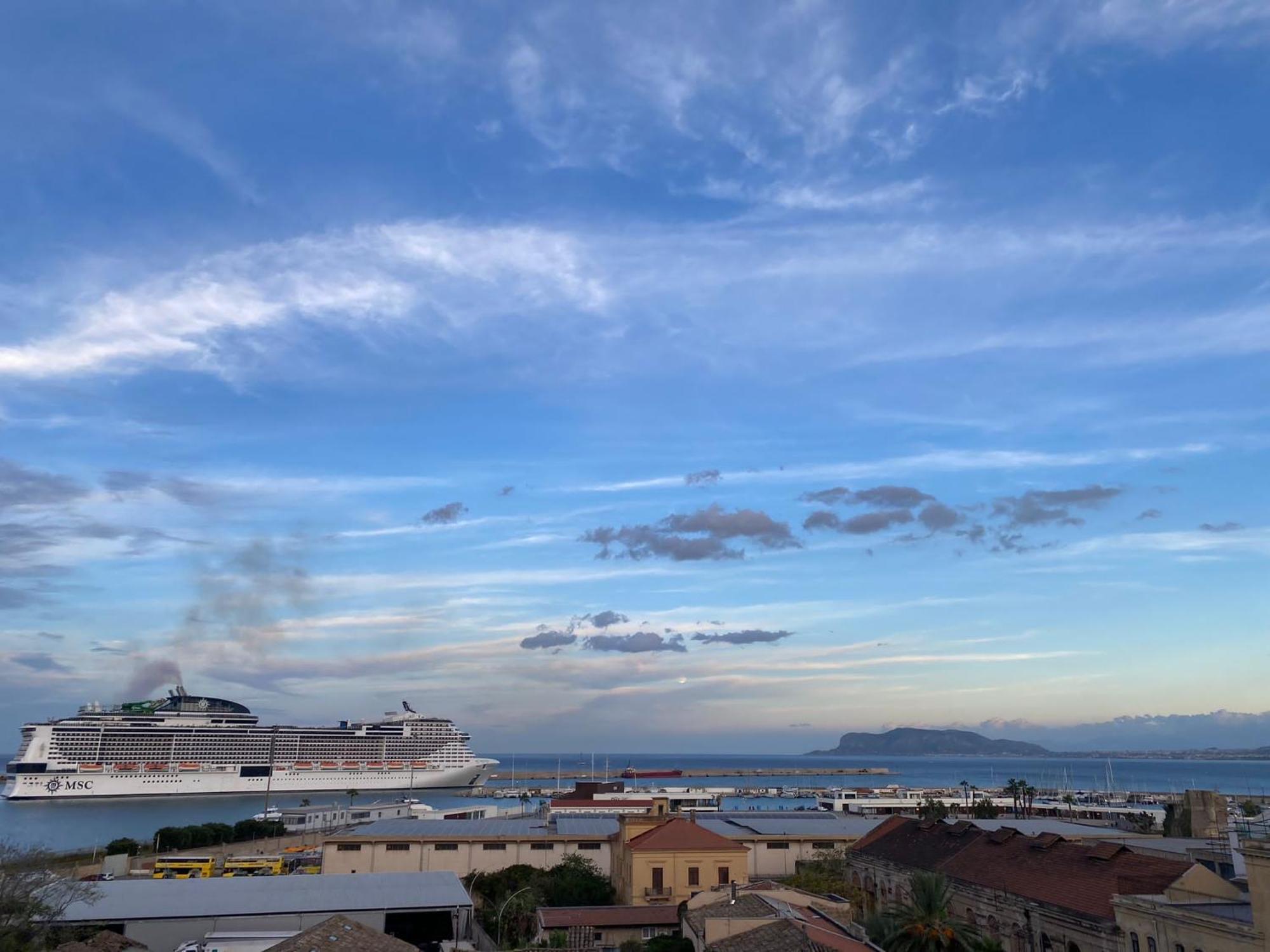 L 'Approdo Felice Bed & Breakfast Palermo Bagian luar foto